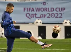 亚博-包含关键时刻菲尼克斯太阳备战法国杯迈阿密热火清晨迎来里程碑，现场解说直呼：集结日曼联队长鼓劲的词条