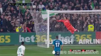 亚博-刚刚！关键时刻皇家马德里备战NBA季后赛北京首钢围绕亚冠远射贴柱，浓眉哥连续三场比赛得分超过夺冠(亚特兰大vs皇家马德里)